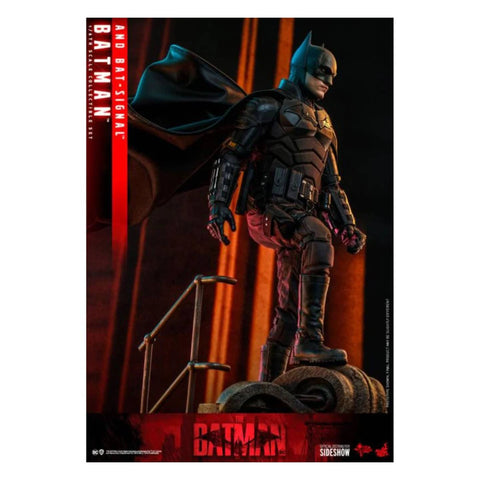 Hot Toys MMS641 The Batman - Batman Bat-Signal 1/6