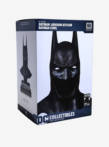 DC Gallery Batman: Arkham Asylum Cowl statue