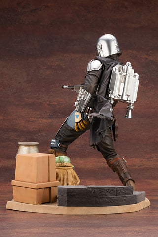 Kotobukiya ARTFX Star Wars Mandalorian & The Child