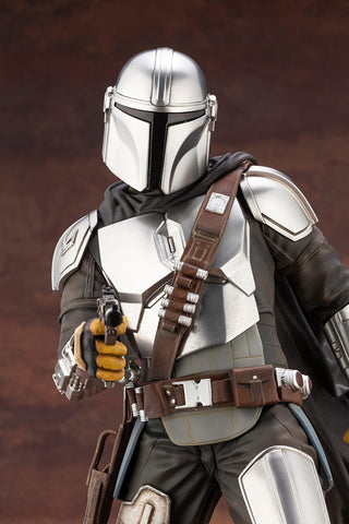 Kotobukiya ARTFX Star Wars Mandalorian & The Child
