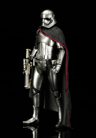 Star Wars: The Force Awakens- Captain Phasma ArtFX + Statue