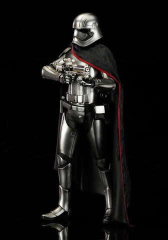 Star Wars: The Force Awakens- Captain Phasma ArtFX + Statue