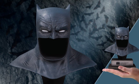 DC Gallery The Dark Knight Returns Batman Cowl Rep