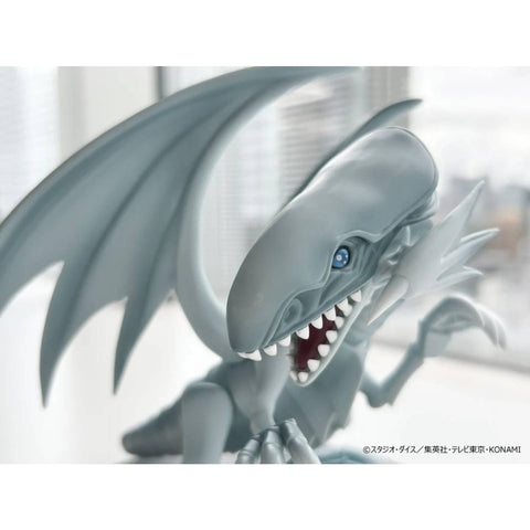 Yu-Gi-Oh Equal Arts Blue-Eyes White Dragon Figure