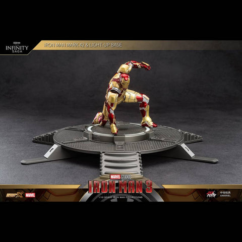 ZD Toys Iron Man 7" Mark 42 Light-Up Base Set