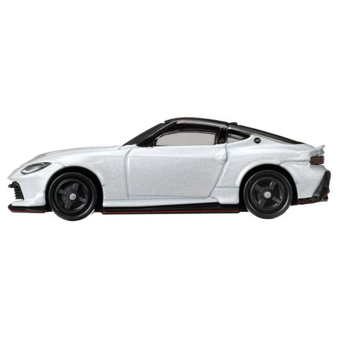 Takara Tomy Nissan Fairlady Z NISMO White (88)