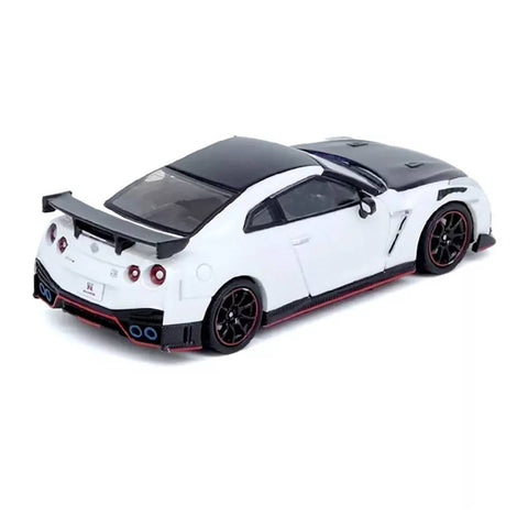 Inno64 Nissan GT-R (R35) Nismo White