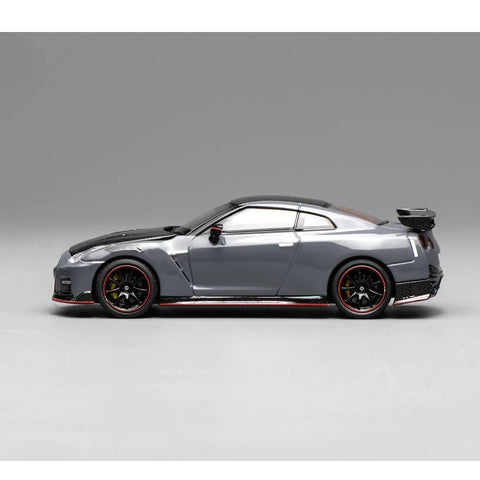 MotorHelix 1:64 Nissan GTR R35 SP 2022 - Grey