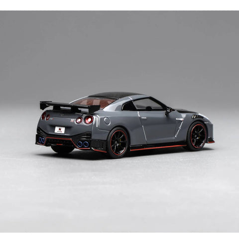 MotorHelix 1:64 Nissan GTR R35 SP 2022 - Grey