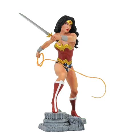DC Comic Gallery Wonder Woman Statue