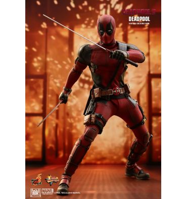 Hot Toys Movie Masterpiece MMS490 Deadpool